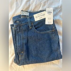 NWT Abercrombie 90s Ultra High Rise Straight size 2 Long